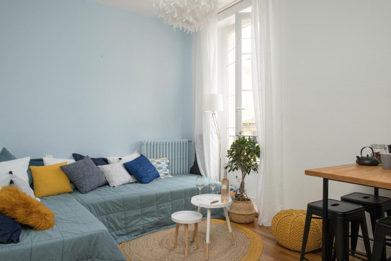 Grand Studio Zen Dans L'Hyper Centre De Poitiers Apartment Exterior photo